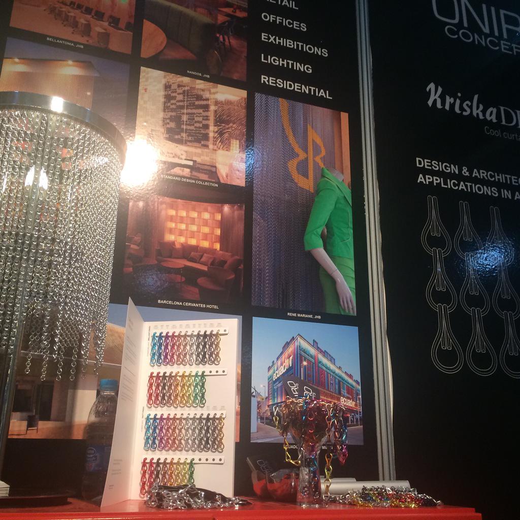 OniroConcepts's tweet image. First day at the Inspire Trade Expo #kriskadecor #oniroconcepts #design #welovechain #metalchaincreations