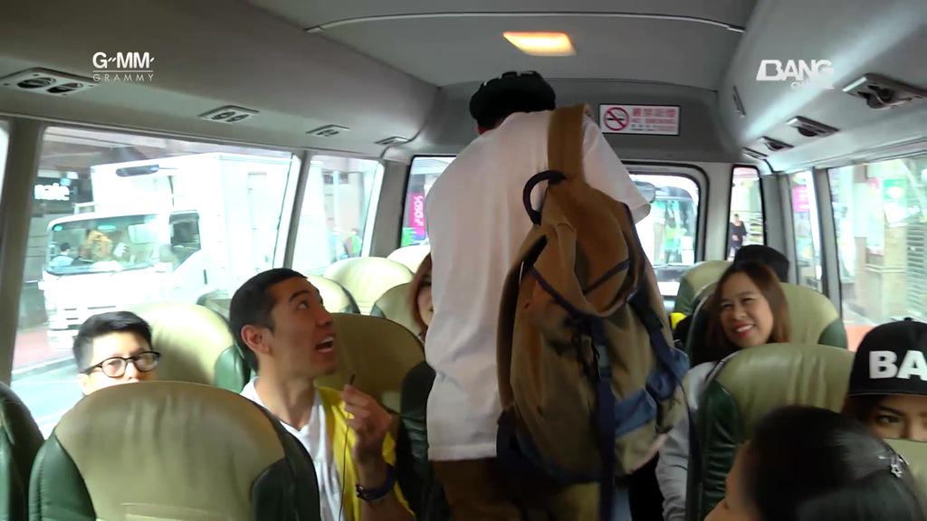 mldlimxx's tweet image. ทีมงานมาสาย
ป๋อมแป๋ม : กุจะด่ามึงให้ไม่มีเตารีดเลยค่ะ
คนอื่น : คืออะไรคะ?
ป๋อมแป๋ม : ด่าให้ยับเลยค่าาา
#เทยเที่ยวไทย