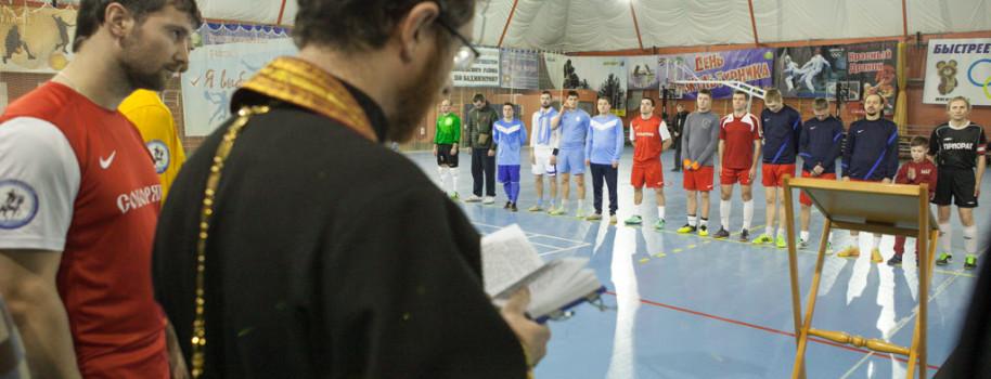 RussRLGNWatch's tweet image. 6/7: Int'l #football tournament took place in #stpetersburg in celebration of 1000 years of #russianorthodoxy.