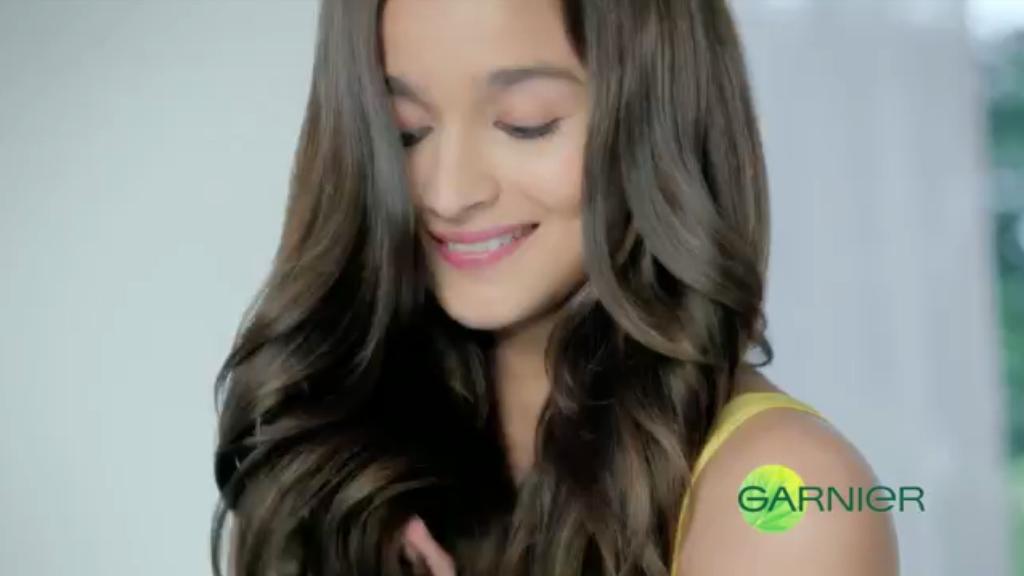 aliaa08FanClub's tweet photo. [EXCLUSIVE] @aliaa08 for @GarnierIndia ! (6) http://t.co/9aKeE8Kf0g