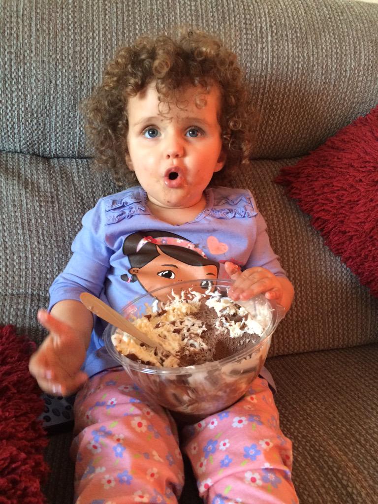 softtouchdad's tweet image. Thanks @AldiUK for making delicious chocolate trifles 😂 #kidsbeingfunny