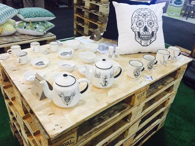 Craft_andDesign's tweet photo. This morning at the CCDI stand at @InspireExpos with @Do_andCo, @sugarandviceSA and others. #InspireExpo #CCDIGems http://t.co/T1XUsN0KsQ