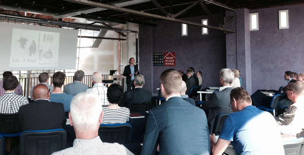 Jaga_NL's tweet photo. #Jaga #Ventilatie #workshop van start @icdubocentrum bekijk ook http://t.co/93byri7zwx voor meer informatie http://t.co/qUfXtEBhHG