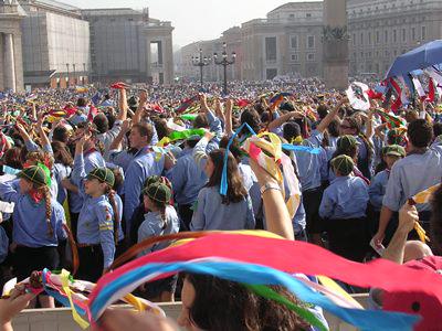 agesci's tweet image. Mentre raggiungete San Pietro mandateci video e foto. Vuoi scoprire come fare? agesci.org/agescidalpapa/… #agescidalpapa