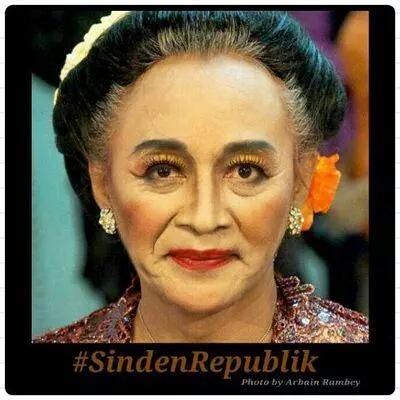 Ny. Sujancuk. Ini potohnya <a href="/sudjiwotedjo/">Jack Separo Gendeng</a> Org Jawa penemu perawatan kecantikan siapa, Cuuuk? #Tebakan