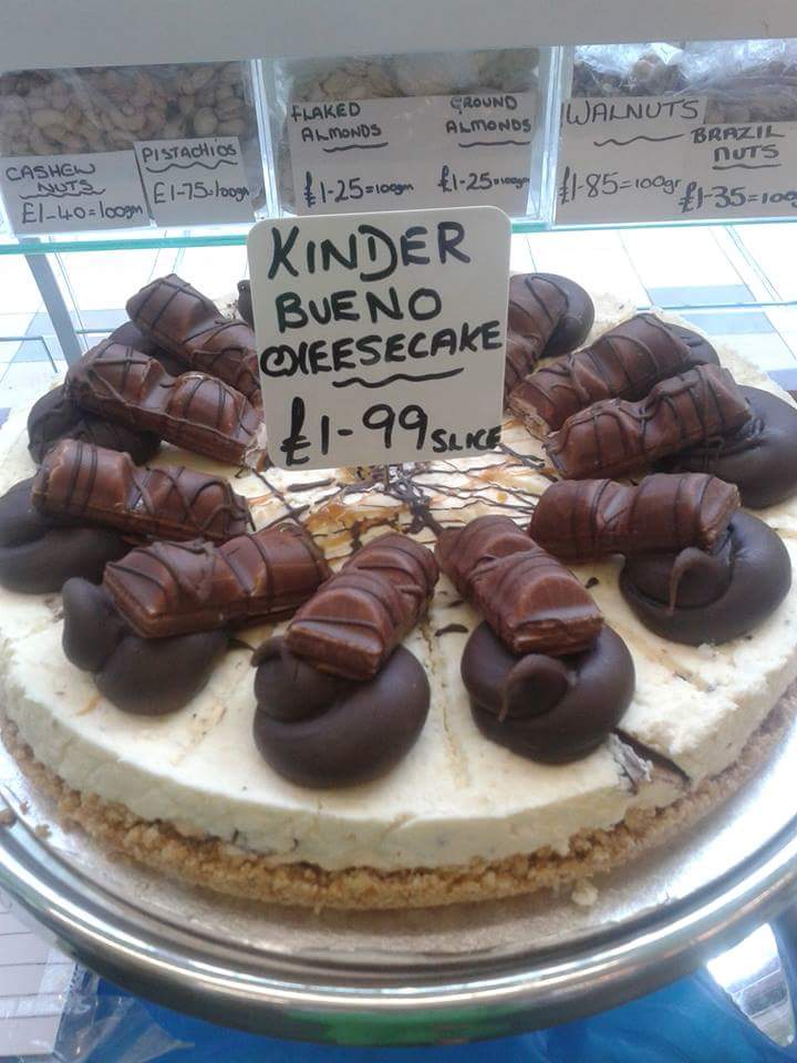 matthewscheese's tweet image. Kinder Bueno and Malteser Cheesecake in stock today. So tasty and our very own cream cheese is used to make them! 🍰