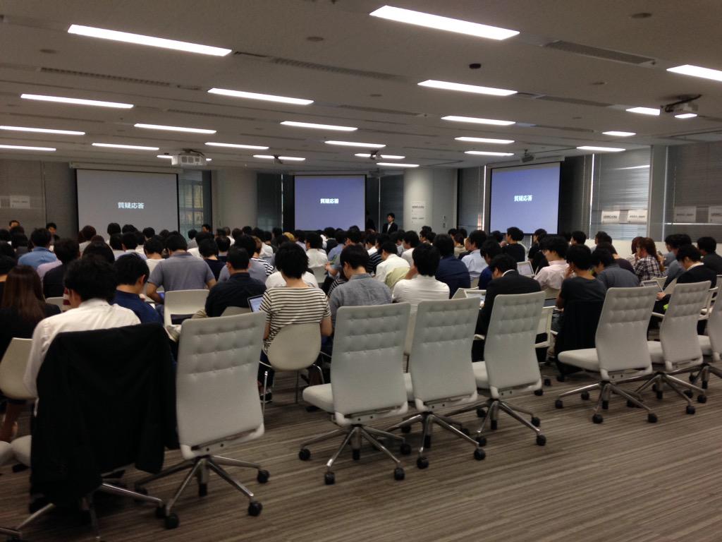 urn888's tweet photo. 満員御礼です! #d2cr_apps http://t.co/e6rXUQPoJ6