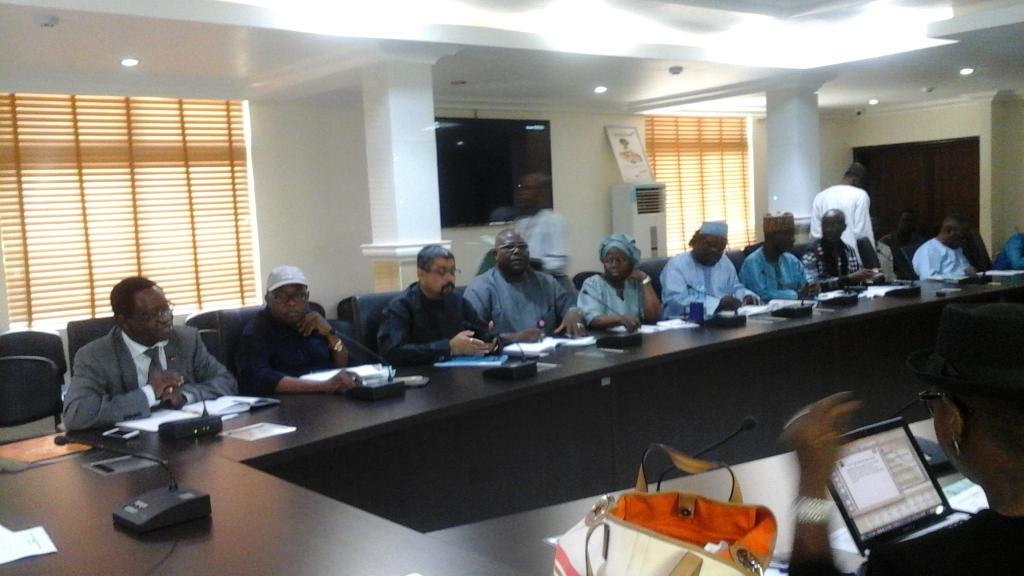 OFABnigeria's tweet photo. Meeting with the FMARD,  NABDA, IAR and Monsanto  on the deployment of Bt. Cotton in Nigeria @roxydado @lucy_ogbadu http://t.co/S3Kq4nVYGK