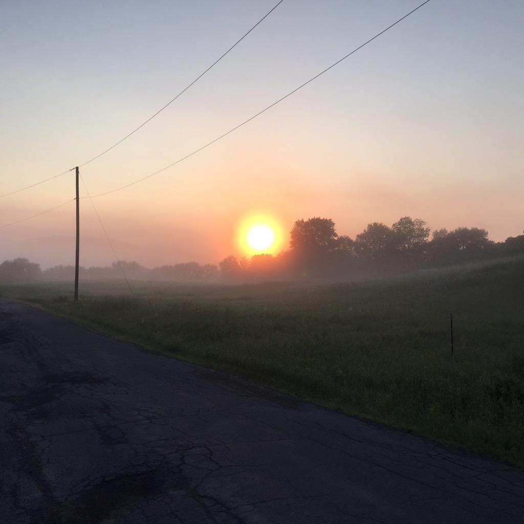 Good morning! #morning #run #sunrise #nofilter #waynecounty #waytostarttheday