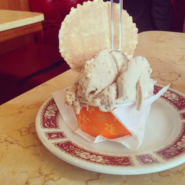 ciaoheather's tweet photo. Gelato break in Milano. (Cannella + Nocciola a.k.a. Cinnamon + Hazelnut) #italychallenge #… http://t.co/ho8DZQqMIN http://t.co/ooE8kOOuZr
