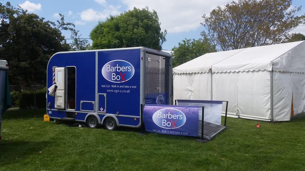 BarbersBox tweet picture