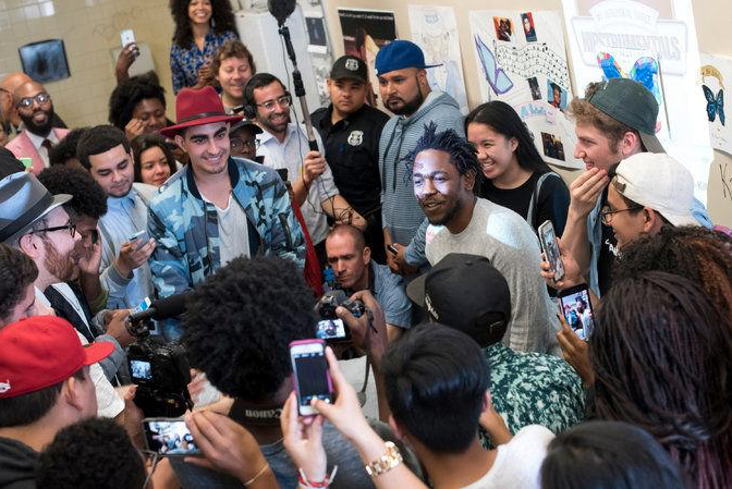 complex_uk's tweet photo. Kendrick Lamar visited a high school after a teacher used 'To Pimp a Butterfly' in his class http://t.co/wtP3FJl465 http://t.co/hO8TE9aizx