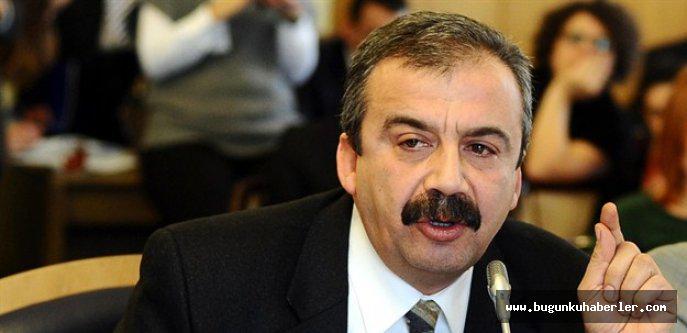 bugunkuhaberler's tweet image. İşte Sırrı Süreyya Önder&apos;in Olmasını İstediği Koalisyon dlvr.it/B95dJS #Siyaset