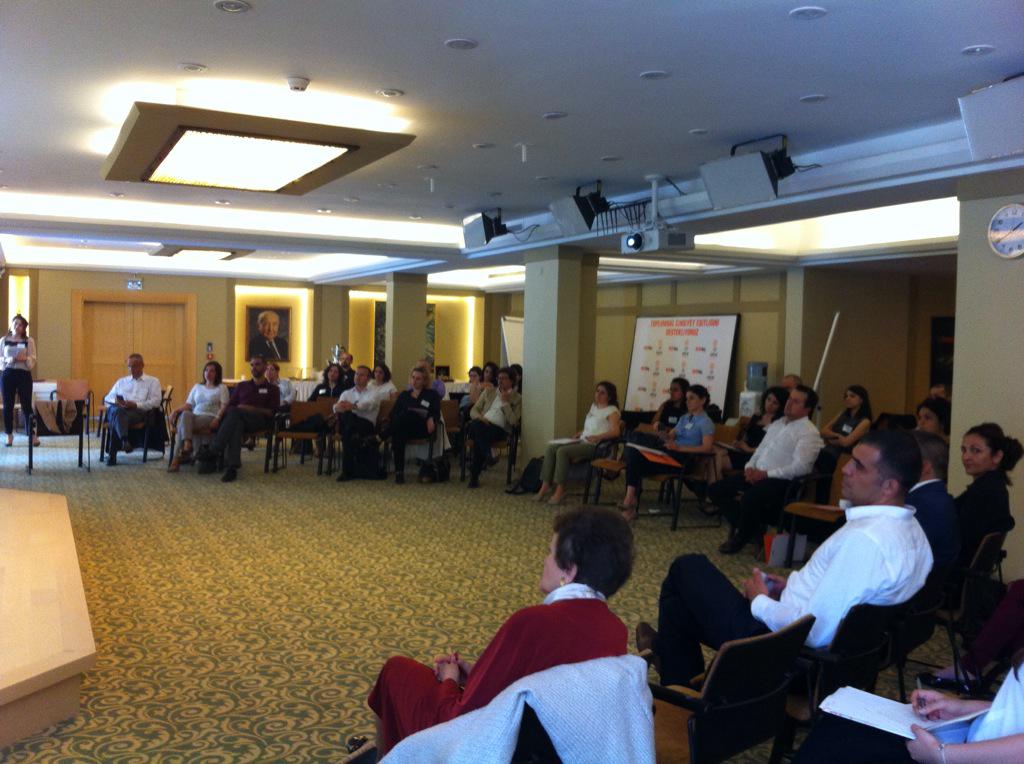 UNESCO - KOC-KAM İsyerinde Toplumsal Cinsiyet Eşitliği Eğitimi için Koç Holding'deyiz.