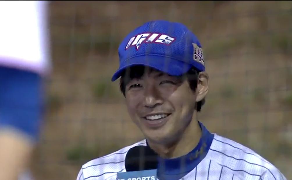 bangnoona's tweet image. #Leesangyun #IGIS June08/2015
굉장히 너무 잘 생겨서 놀랐다는 아나운서와 해설자~ㅋㅋ