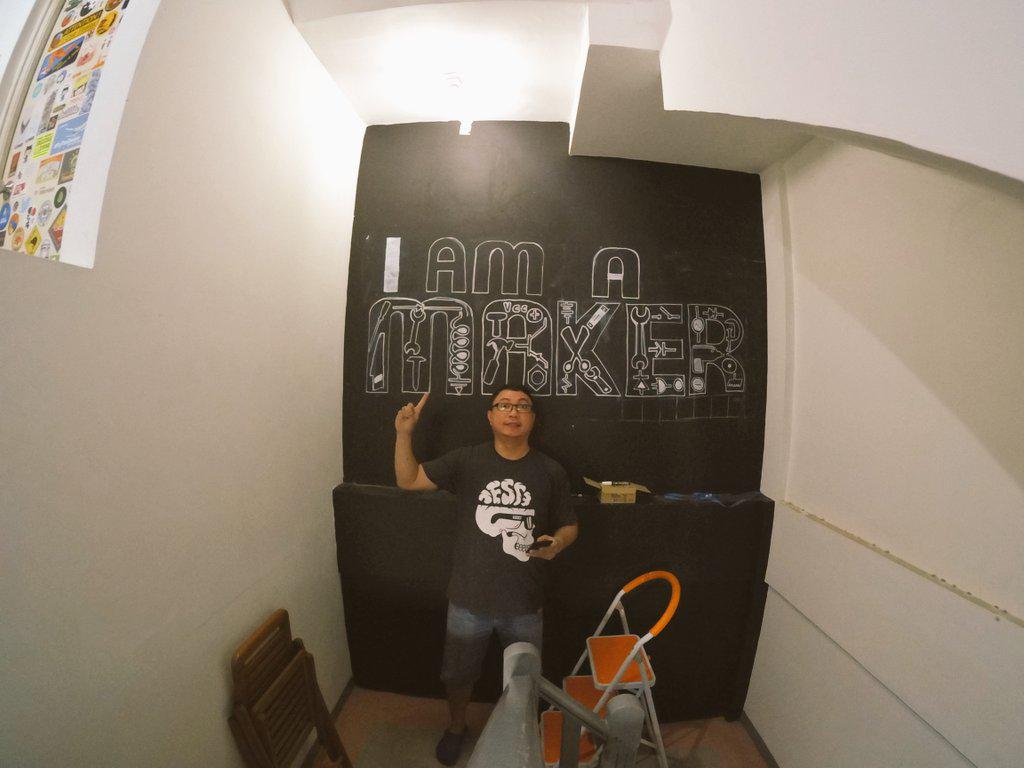 MakerspaceBKS's tweet photo. #IAmAMaker #MakerspaceBKS #Chalk #lettering http://t.co/nts3lC6FGq