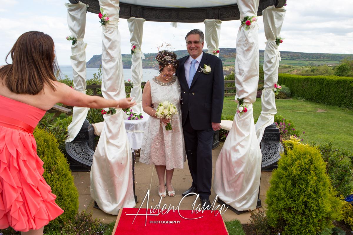 Karen and Mark's wedding photos facebook.com/ScarboroughPho… #ScarboroughWeddingPhotography #WhitbyWeddingPhotography
