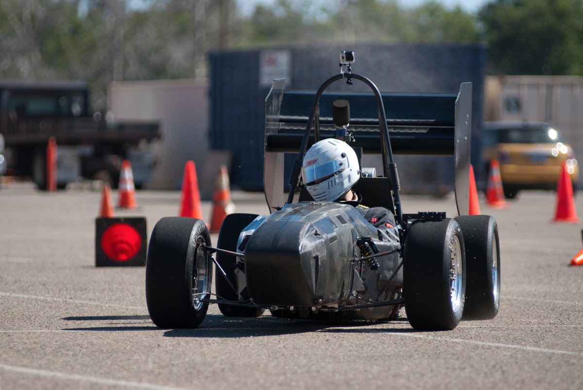 4 days until our Formula team hits the road for the Nebraska competition. So excited to get on the track! @SpaceXjobs