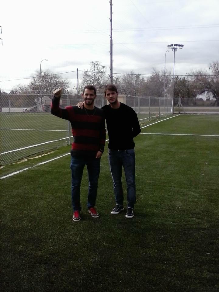 Fede_bravoo's tweet photo. Gracias por la visita amigo! @NicoDelGrecco http://t.co/v1pbAOZuem