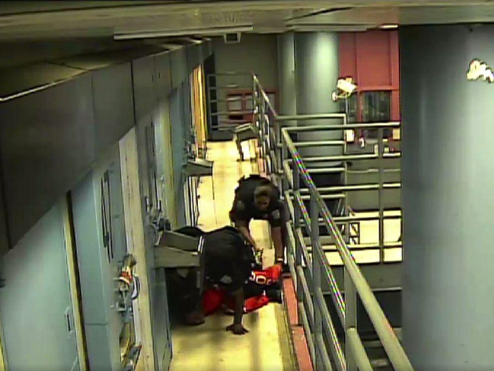 swhelperorg's tweet image. We Must Honor Kalief Browder and Work to End State Violence - bit.ly/1IvBtbM #socialwork #sociology