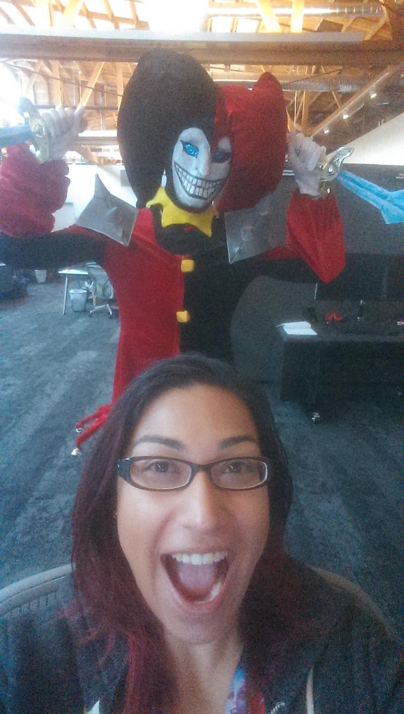vocasiod's tweet photo. Shaco ganking my lane at work. Should have pink warded that hallway... #LifeAtRiot http://t.co/jPzb0nB1iB