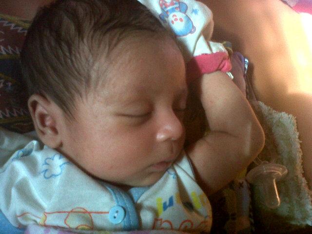 eman_jaim's tweet photo. Arkha #sweet_sleeping #nicedream #IamHope better future http://t.co/zoamkpv65x