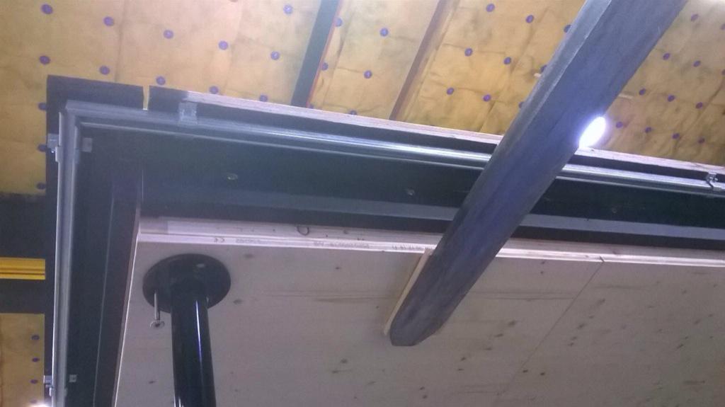 De kolommen voor <a href="/landschaplodge/">Landschaplodge</a> ondersteunen het dak op de hoek en zorgen daarnaast voor stabiliteit. #autarkisch