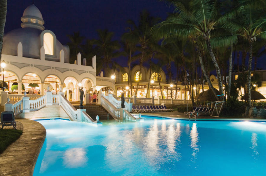 GoDomRep's tweet image. Nothing beats a 24-hour all-inclusive stay at @RiuHoteles – Bambu in #PuntaCana:  ow.ly/O89aN