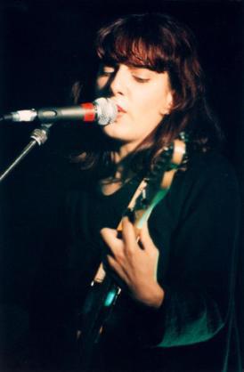 Emma Anderson 

( G & V of Lush)

Happy 48th Birthday!!!

English Shoegaze/ BritPop Icon 