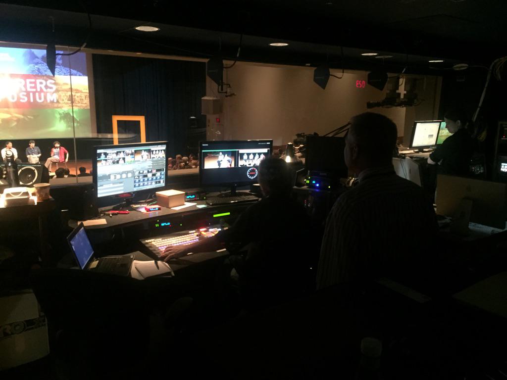 ChiRizzo's tweet photo. Behind the scenes #LetsExplore http://t.co/YC3K5nTqg7
