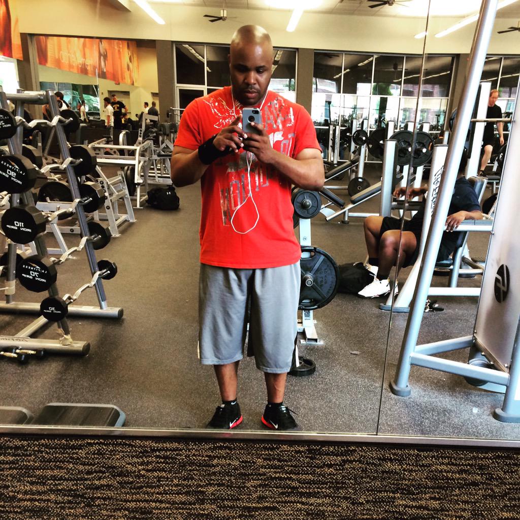 ChefGuy03's tweet image. Gym Time
