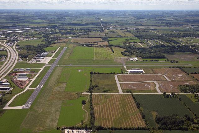 HangarSphere's tweet photo. Fond Du Lac Airport Paves The Way To A Better Future! http://t.co/FRuulj37rV #AirportImprovement #HangarReady #Pilot http://t.co/24jYIAJ9Sw