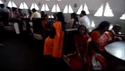 edicionesdl's tweet image. ¿Qué tal un café en #India para esta mañana? #spiralarchitecture 
bit.ly/1MIyzSw