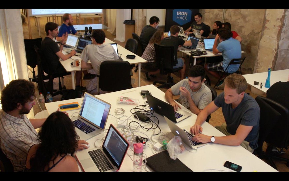 AI_Ironhack's tweet image. Come and see how our students learn & enjoy programming at our #OpenHouseBcn Sign up --> buff.ly/1KPD2S2