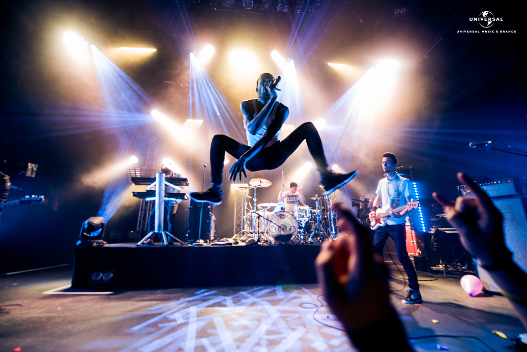 AR_STUDI0S's tweet photo. #NicePics – @SkipTheUse survolté pour #PressionLive http://t.co/PARVXGKB1h
