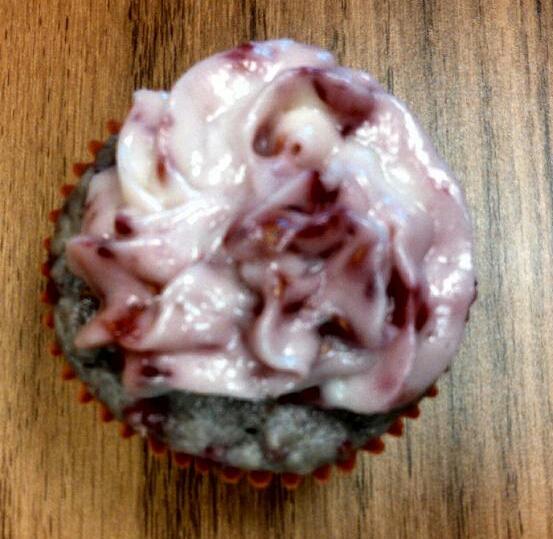 BobMWGLR's tweet photo. Go to http://t.co/ViXQpPni6e to celebrate June Dairy Month recipes from WMMB like berry&amp;cream muffins #bakewithbutter http://t.co/1muc5GGWhO