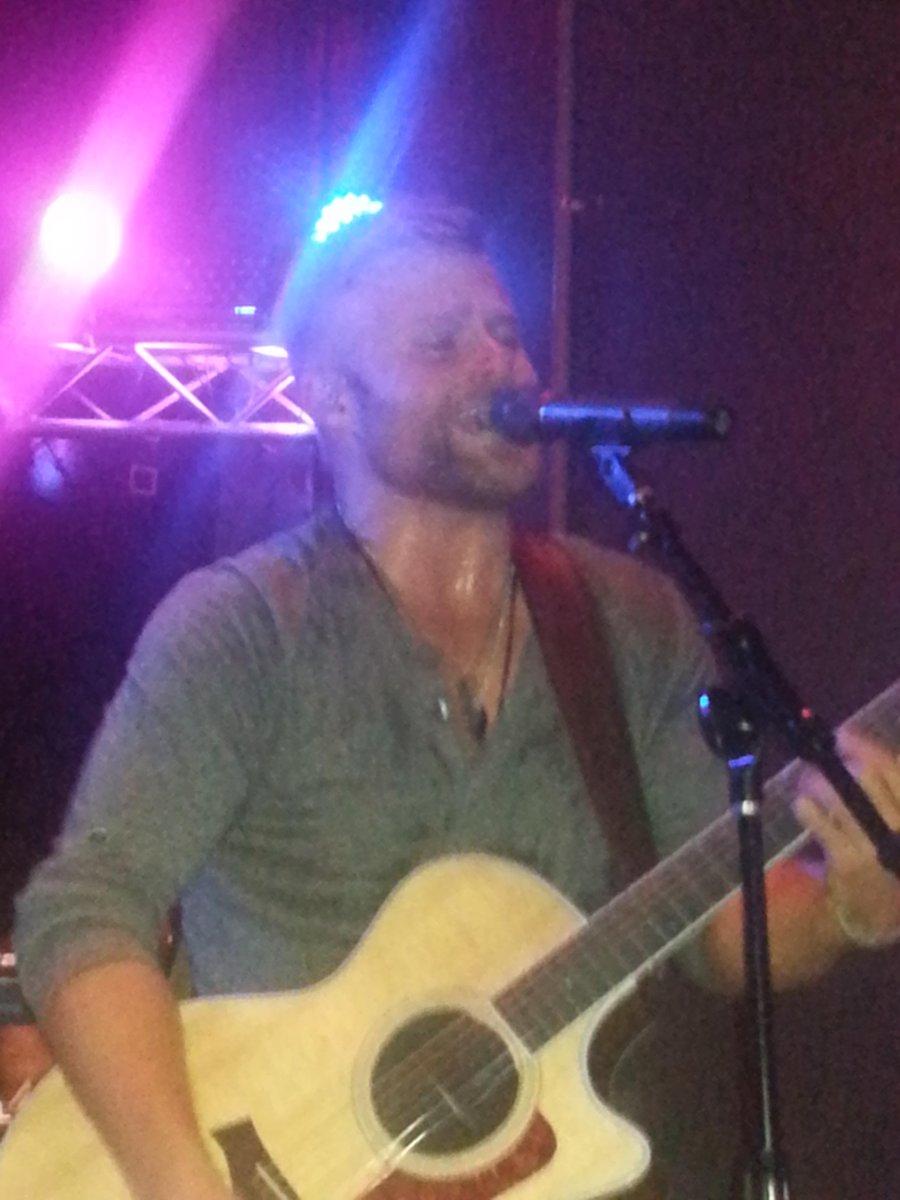 TaraFilkins's tweet photo. @hadencarpenter keep on singin brother you got this and you rock it!!! http://t.co/mwSQmQ4PS9