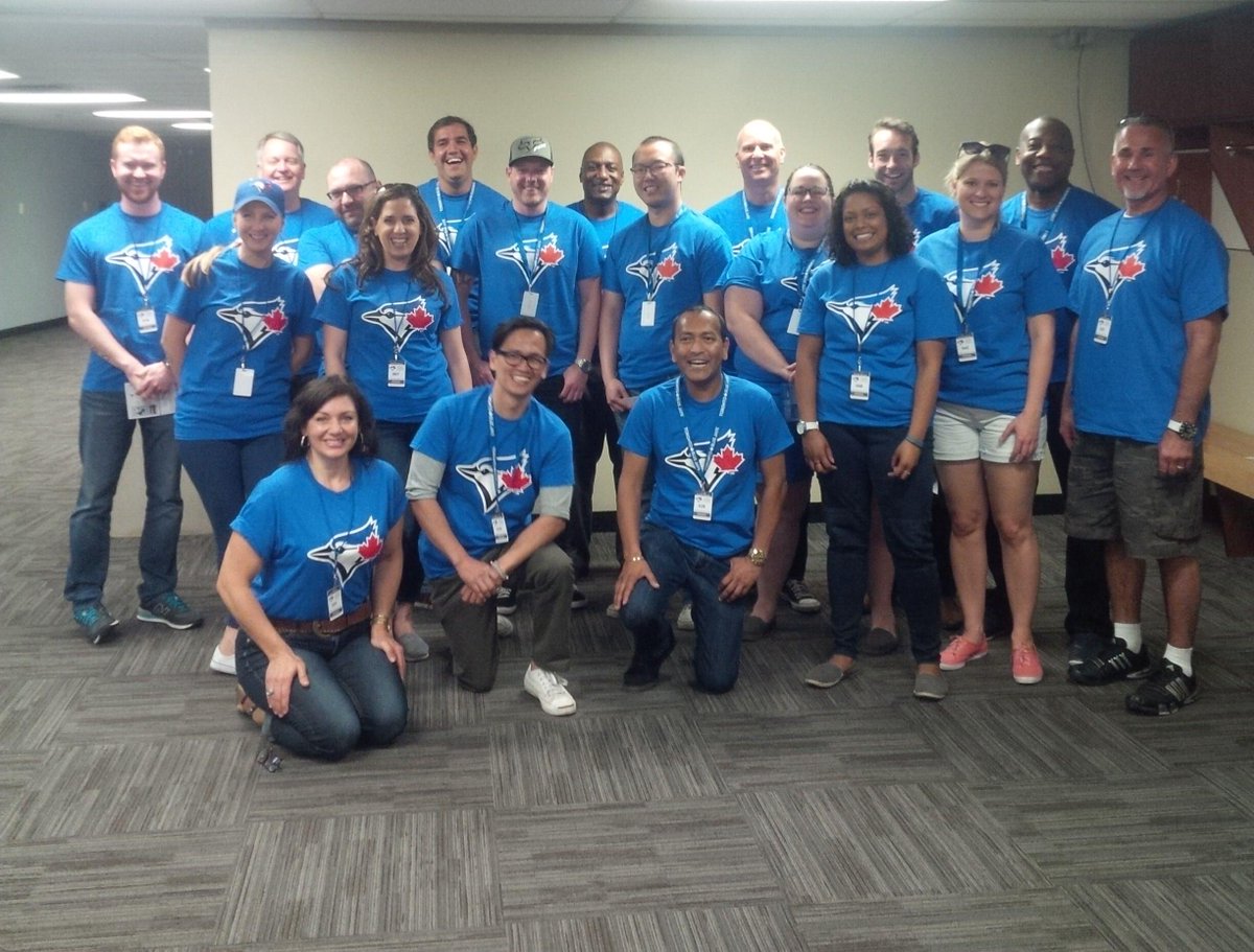 JaysCare's tweet image. Thanks to @RogersBuzz #SmartHomeMonitoring for volunteering to sell @JaysCare 50/50 tickets today! #BeyondTheBallpark