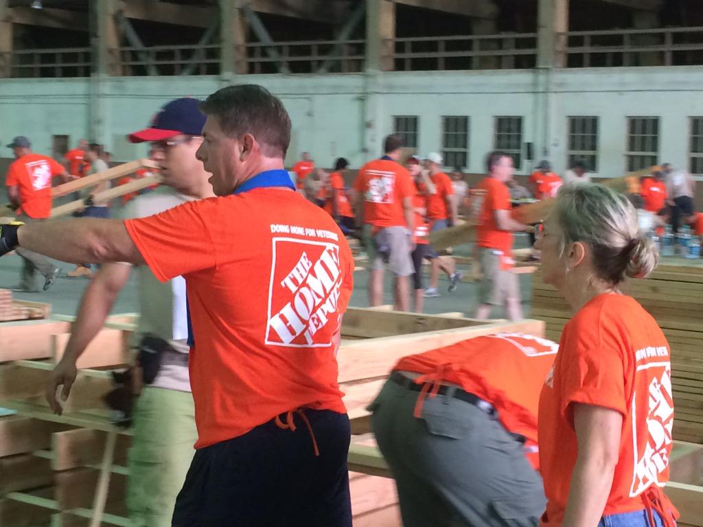 HammerTimeCorey's tweet photo. @ArcticCove keeping everyone cool during the D25 @HomeDepot Foundation Event. #EssenceofCool #TeamDepot http://t.co/BAOUQS69of