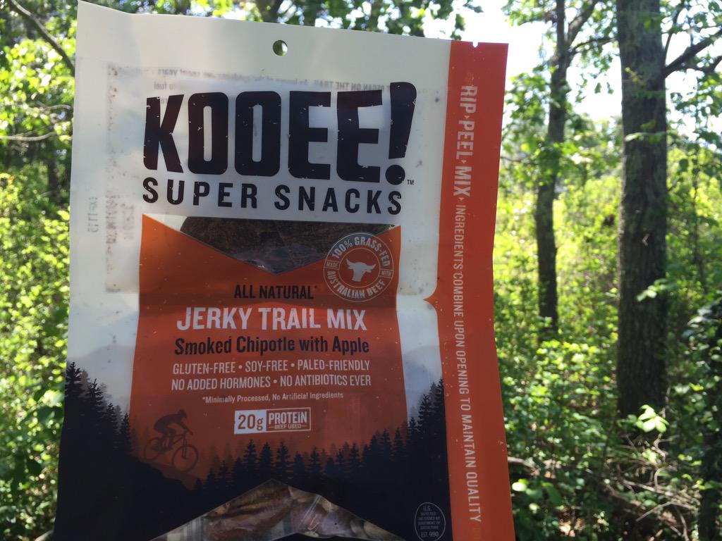 Themarket36's tweet photo. #KOOEE!
THIS #JerkyTrailMix CONTAINS:
#BeefJerky
#AppleSlices
#CacaoNibs
#RawNuts
#RawSeeds
<#M36 #PixShoot> http://t.co/n45E5UOjqh