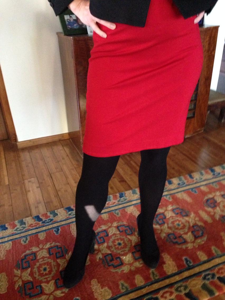 lisa_studdert's tweet photo. #GoRed   Great to support Heart Foundation on Go Red For Women Day! http://t.co/eJ6oxonSWN