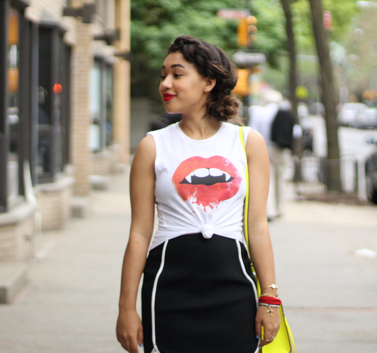 NylonMag's tweet image. #Repost from @colormecourtney in the @kiddangerous "Vampire Muscle Tee" nylon.cm/kiddangerous