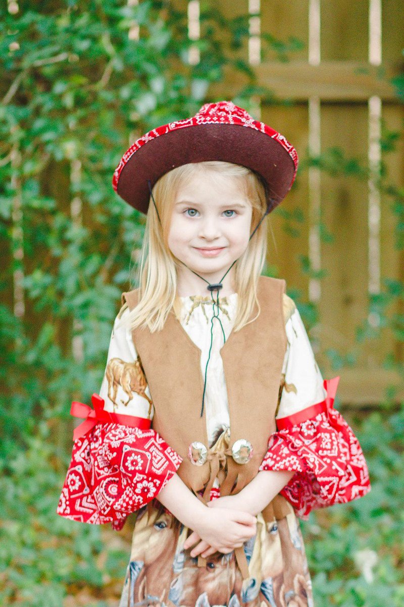 thepinkmice's tweet image. Little Cowgirl Costume, Includes Cowgirl Hat, Maxi Skirt and Frin… etsy.me/1eObORH #etsymntt #PageantCostume