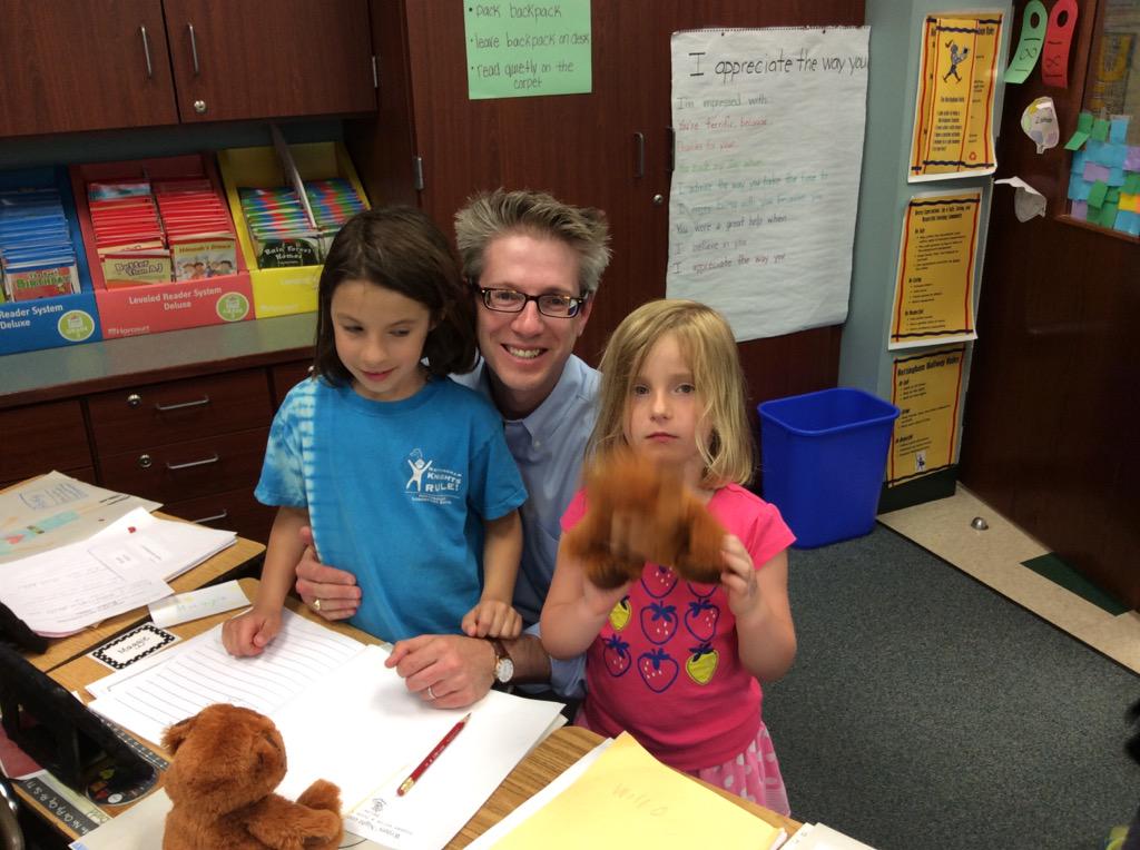 Grade2WolfPack's tweet photo. Nottingham Writer's Night in the WolfPack!@NTMPrincipal @tekaboutit http://t.co/dZzESfFa8j