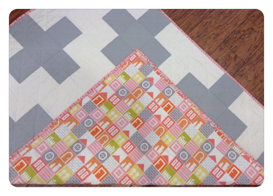 Alex_And_Ria_'s tweet image. Modern Baby Quilt Gray White Plus Sign Crib Quilt in Grey White P… etsy.me/1Kqo3fN #Etsy #GeometricPlayMat