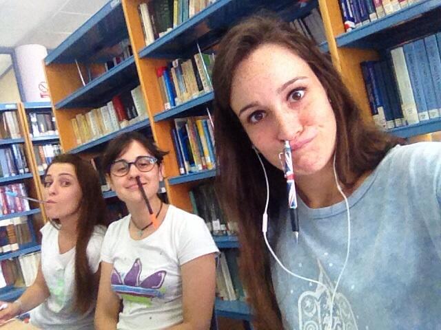 KarmenAgRo's tweet photo. Ole las niñas http://t.co/aClyQgcpzN