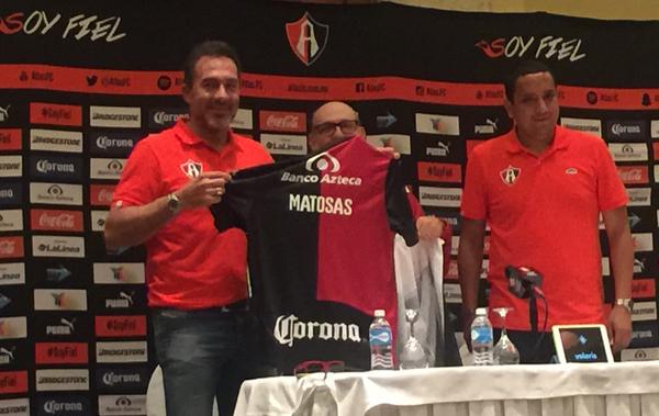 tacticafija's tweet photo. @gusmat_dt "prometo trabajar, hacer que mi equipo agarre mi idea, yo me hago cargo a partir de hoy a lo que viene" http://t.co/v4aOteo7LZ