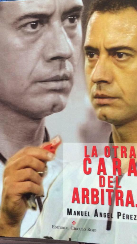 Gracias <a href="/MaverickGold/">Óscar Herrera</a> por dejarme acercar mi libro, "LA OTRA CARA DEL ARBITRAJE", a todos los oyentes de <a href="/DxtDirecto/">Deporte Directo</a>