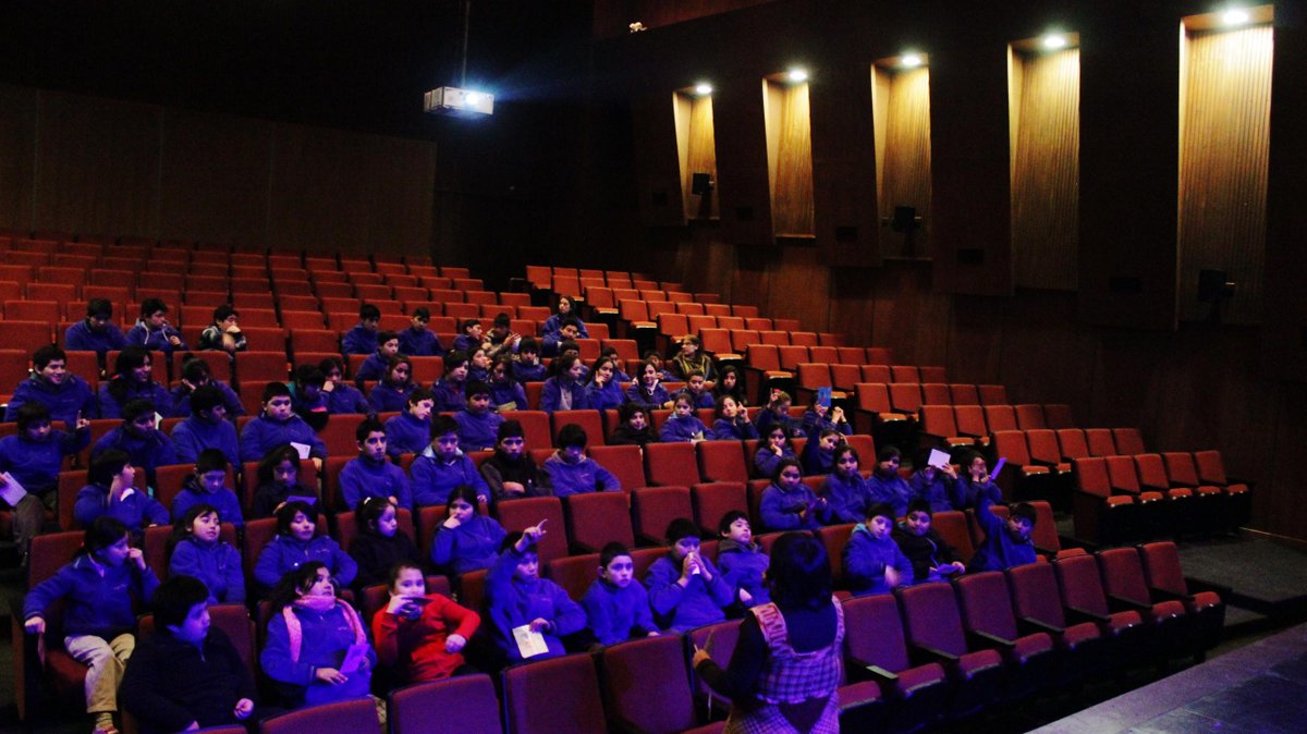 culturaplc's tweet photo. inauguración @FICWALLMAPU en el #CCPLC @kvyen @AustralTemuco @Ufromedios @canaltectv @redculturacl @culturaraucania http://t.co/TawMQBA6Ox