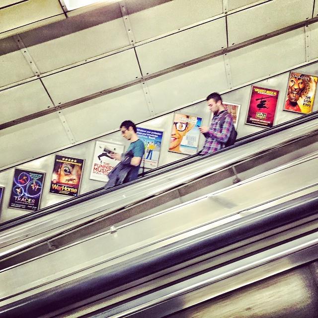 BogdanMaran's tweet photo. Some people like #books on the #underground #holborn #longday #London #snapseed #lensmaster http://t.co/ao2xTfKAzw http://t.co/khFQooqRkk